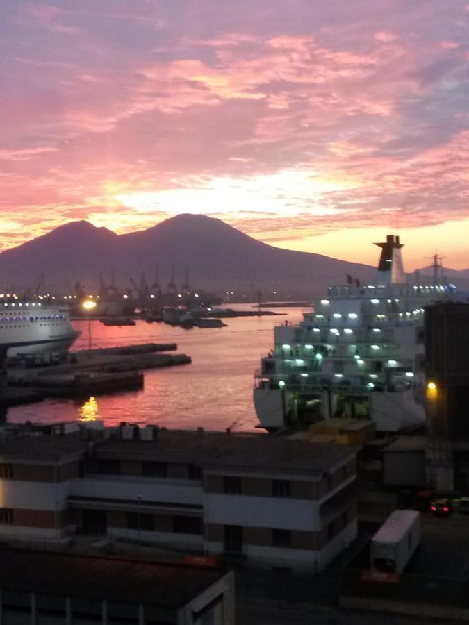 Molo 33 Napoli Apartment Ngoại thất bức ảnh